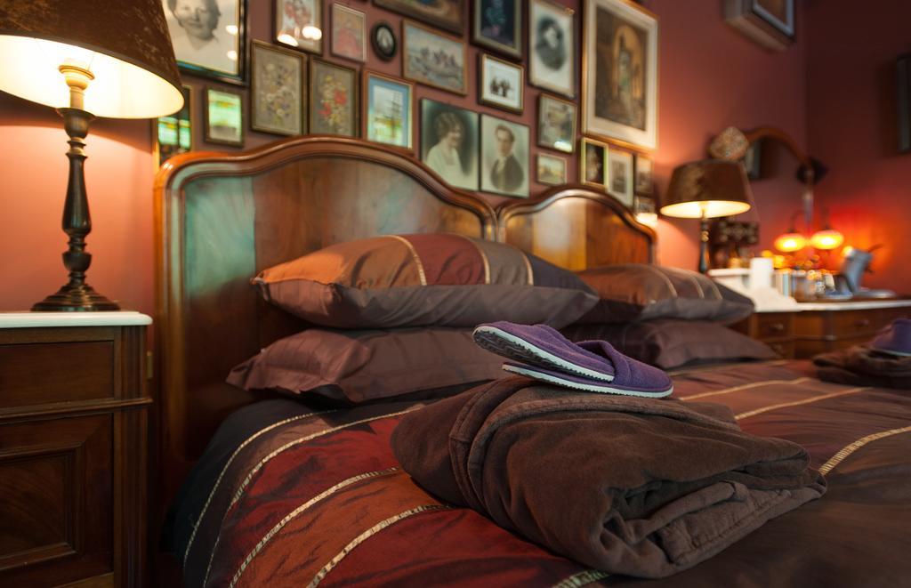 B&B De Lachende Engel メッヒェレン 部屋 写真