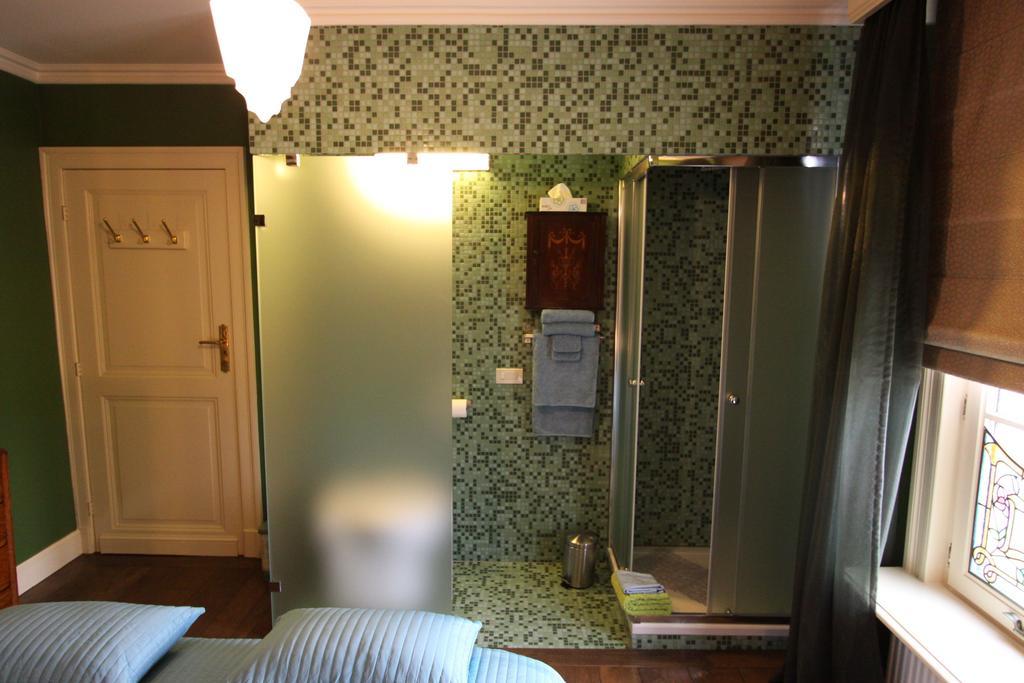 B&B De Lachende Engel メッヒェレン 部屋 写真